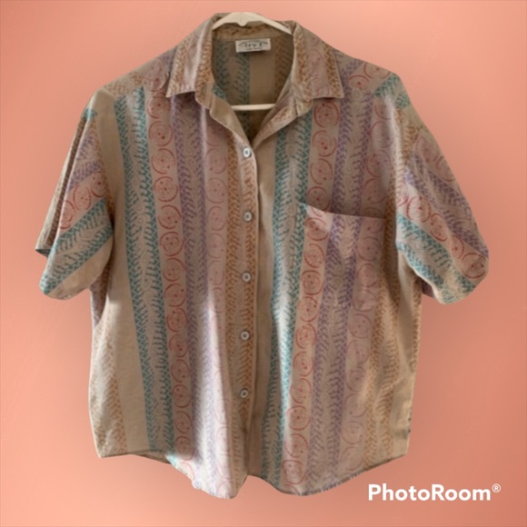 Try 1 beige button down - Picture 2 of 9